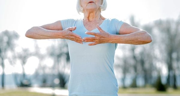 breathing-exercisesA woman with dementia practicing breathing exercises.
