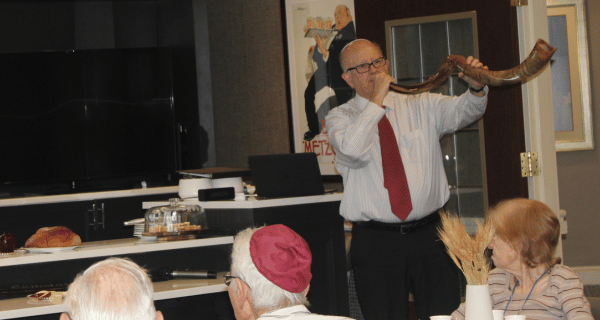 Rabbi blows the Shofar at The Bristal at Armonk to mark the beginning of Rosh Hashanah