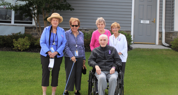 group of seniors participating in alzheimer's walk