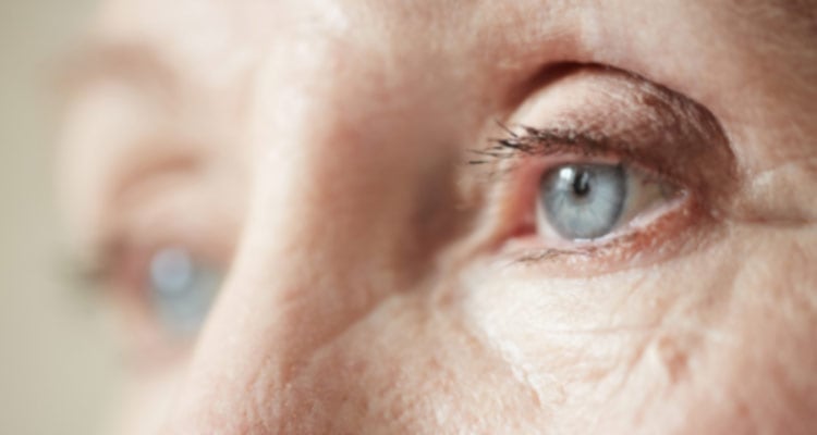 How Alzheimer's Affects Eyesight 